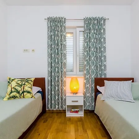 Private Garden דוברובניק