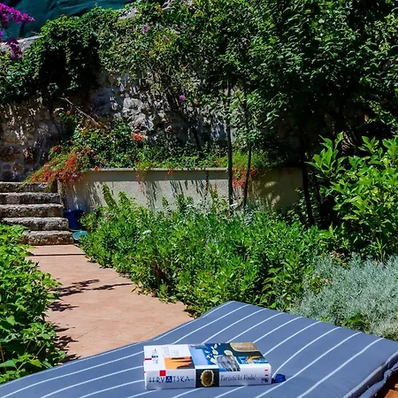 Апартаменты Private Garden